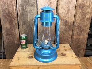 lot 121 image: Dietz Blizzard No. 80 Lantern - Nice