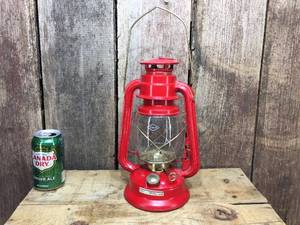lot 143 image: V & O No. 30 Lantern