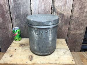 lot 220 image: Antique KempsCrescent 10 Qt Ice Cream Bucket