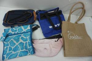 lot 36 image: Fanny belt, insulated bag and other bagpurses