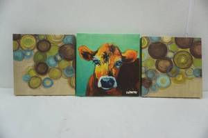 lot 81 image: Diane Whitehead and Jenny Lee canvas pics