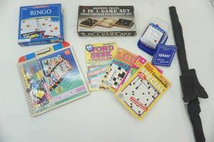 lot 108 image: games and puzzles