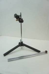 lot 124 image: Champions Choice tripod