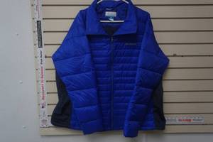 lot 273 image: Columbia Sports Wear Jacket