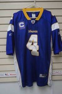 lot 280 image: Favre Jersey