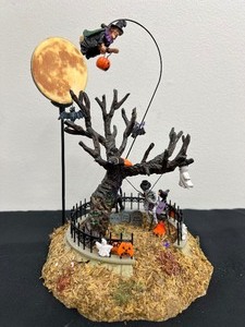 lot 59 image: Lemax Spooky Town Collection Witchs Joyride (2004)