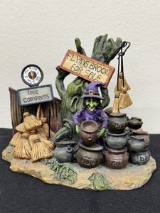 lot 46 image: Spooky Hollow Halloween House Flying Broom Accessory