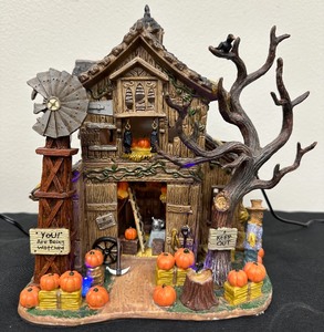 lot 12 image: Lemax Spooky Town Collection Creepy Barn Exterior Lighted Building