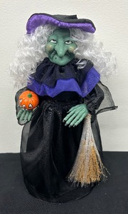 lot 90 image: Dora Witch Tree Topper