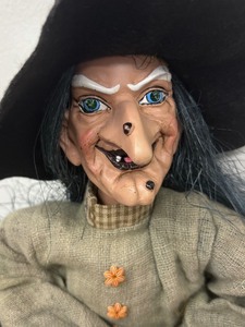 lot 69 image: Cackling Witch Decorative Figurine