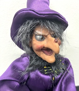 lot 57A image: Whimsical Sitting Witch Figurine