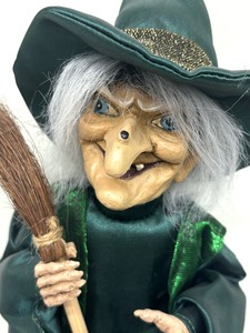 lot 26A image: Hemlock Witch Doll