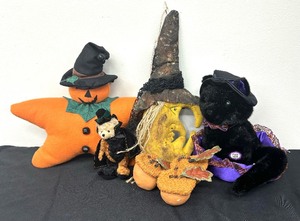 lot 67A image: Plush Halloween Goodies AB