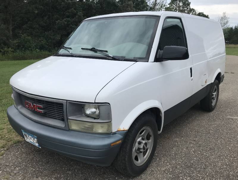 2005 GMC Safari AWD Cargo Van