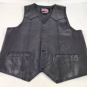 Mens Black Leather Vest Size Small Vietnam Veteran On Back USA Excellent Condition