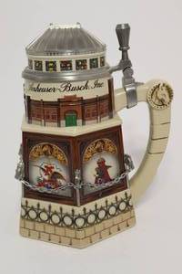 lot 29 image: Anheuser-Busch Collectors Club 1999 Members Only Stein