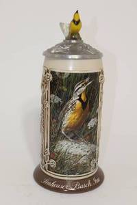 lot 70 image: American Songbirds Stein Series