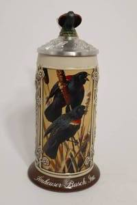 lot 72 image: American Songbirds Stein Series