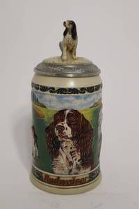 lot 89 image: Budweiser Hunters Companion Series Stein