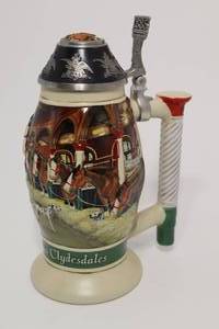 lot 137 image: 10 th Anniversary Anheuser-Busch Collectors Club Stein