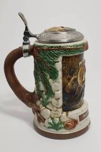 lot 138 image: Budweiser Animal Families Stein Series