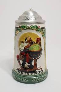 lot 156 image: Christmas Collection Stein