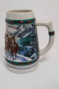 lot 173 image: 1993 Budweiser Holiday Stein Collection
