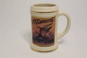 lot 192 image: Minnesota Wildlife 684 Mallard Stein