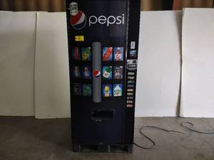 lot 6 image: Dixie-Narco Commercial Vending Mach...