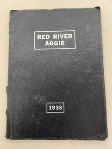 lot 38 image: 1933 Red River Aggie Yearbook - Northwest School of Agriculture, Crookston MN
