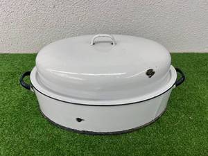 lot 45 image: Enamel Roaster