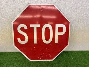 lot 99 image: Decommissioned Stop Sign