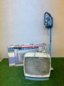 lot 105 image: Fans & Metal Detector (needs work)