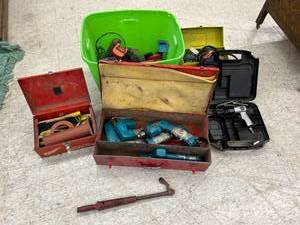 lot 106 image: Tools