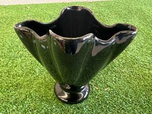 lot 121 image: Dickota Pottery
