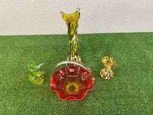 lot 130 image: Decorative Glass