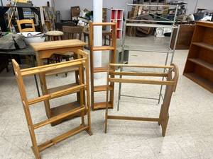 lot 171 image: Storage Racks