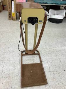 lot 177 image: Sears Multi-Speed Vibrating Belt