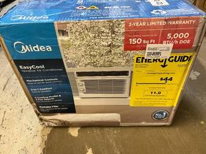 lot 14 image: Midea EasyCool Room Air Conditioner - 5,000BTU