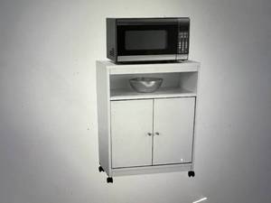 lot 19 image: Ameriwood White Microwave Cart