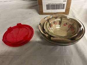 lot 34 image: Classic Cuisine Glass Bowls with Lids 20-Pc. Set