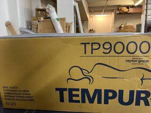 lot 89 image: Tempurpedic TP9000 Office Chair - Black