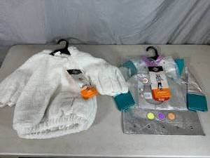 2 New Halloween Costumes 12-18 Months