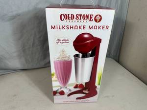 New Cold Stone Milkshake Maker  Blender