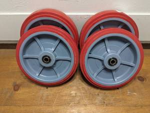 lot 75 image: Set of 4 - 8 x 2 Rubber Wheels - 12 Middle