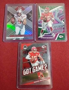 lot 49 image: (3) Patrick Mahomes Cards