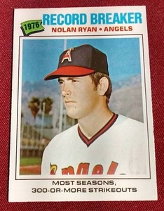 lot 62 image: 1977 Topps Nolan Ryan Card