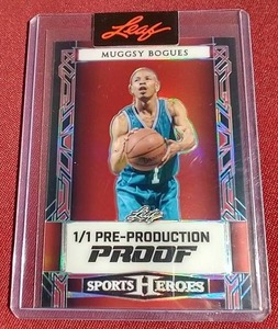lot 70 image: Leaf Muggsy Bogues 11 Card - Nice