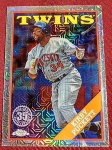 lot 184 image: 2023 Topps Kirby Puckett Mojo Refractor
