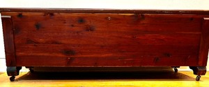 lot 86A image: Vintage Tennessee Aromatic Red Cedar American Wood Products Cedar Chest